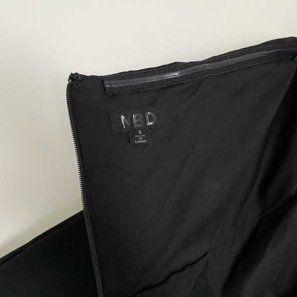 Black Crepe Jumpsuit NBD Sz Small - Picture 4 of 4